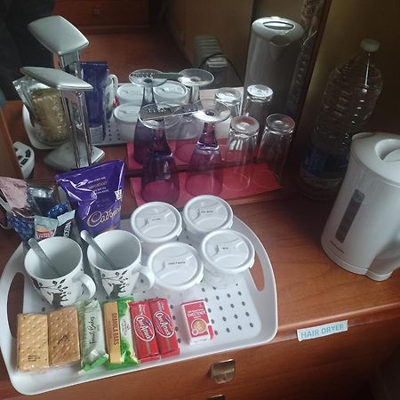 216 Glyn Eiddew Hotell Cardiff Eksteriør bilde