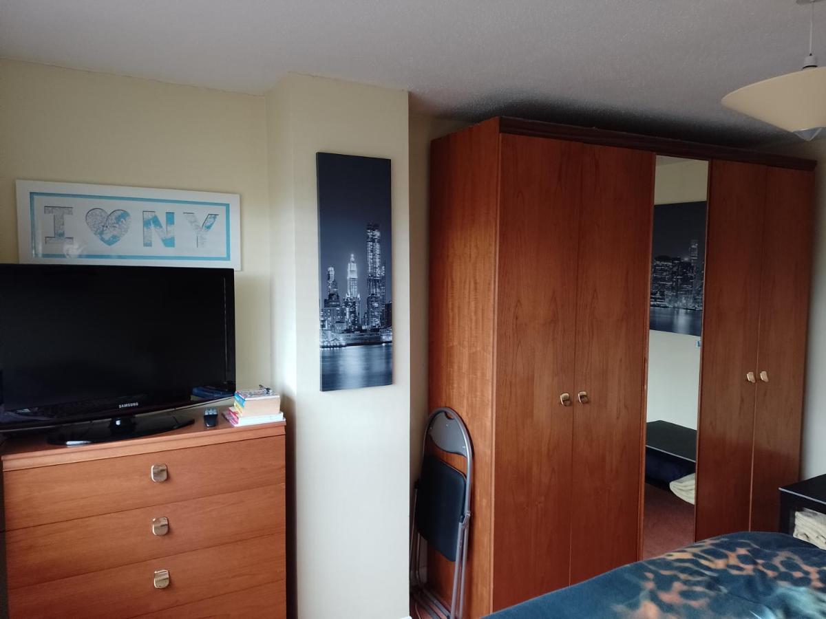 216 Glyn Eiddew Hotell Cardiff Eksteriør bilde